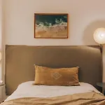 Lejlighed Sao Sebastiao - 1 Bedroom Oceanfront With Pool *