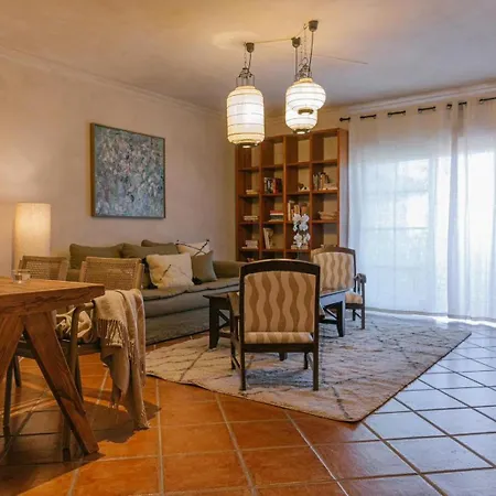 Sao Sebastiao - 1 Bedroom Oceanfront With Pool Apartment Ericeira