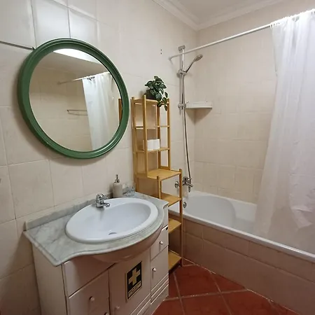 Sao Sebastiao - 1 Bedroom Oceanfront With Pool 公寓 *
